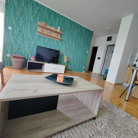 סובוטיקה Krstic_Lux Apartman מראה חיצוני תמונה